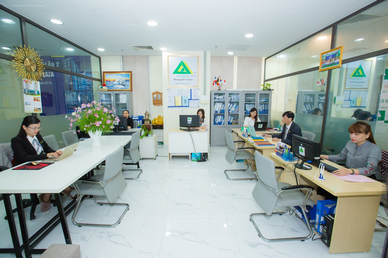 Hiring Human Resources