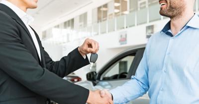 Renting vs Buying a Car – Which Option Should Businesses Choose in 2026?
