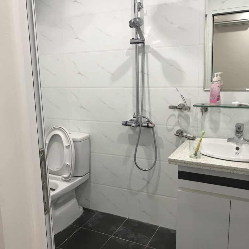 Apartment with 3 bedrooms for rent in Hai Phong