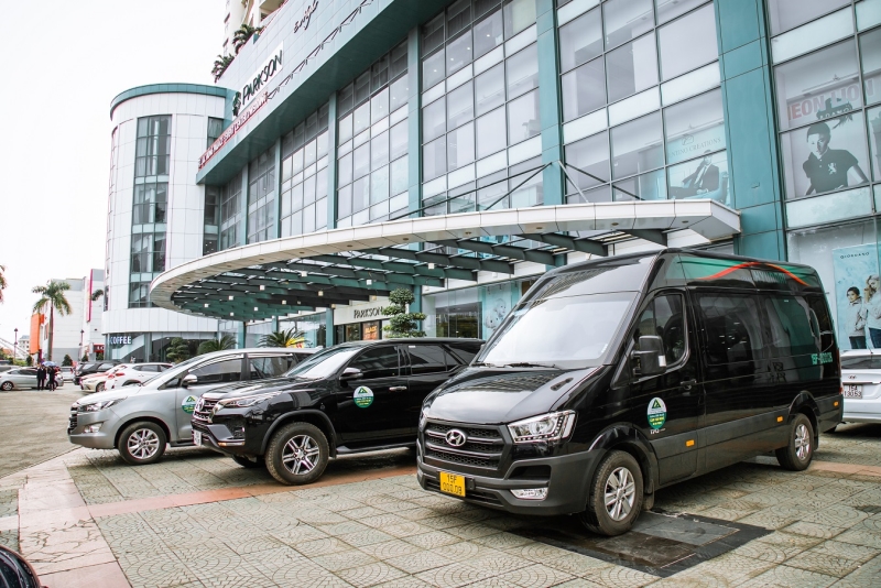 Cars 7 seats for Rent - Toyota Innova New