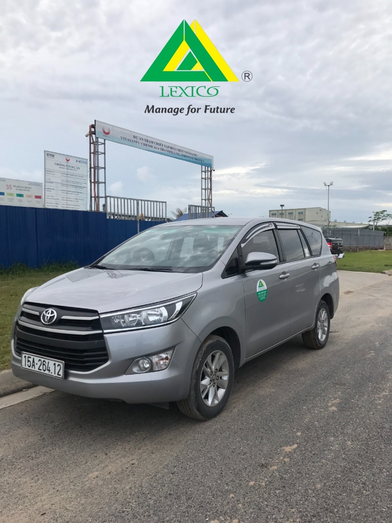 Cars 7 seats for Rent - Toyota Innova New