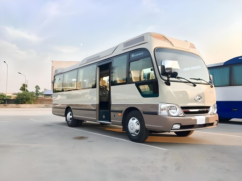 LEXICO Car Rental with Professional Drivers