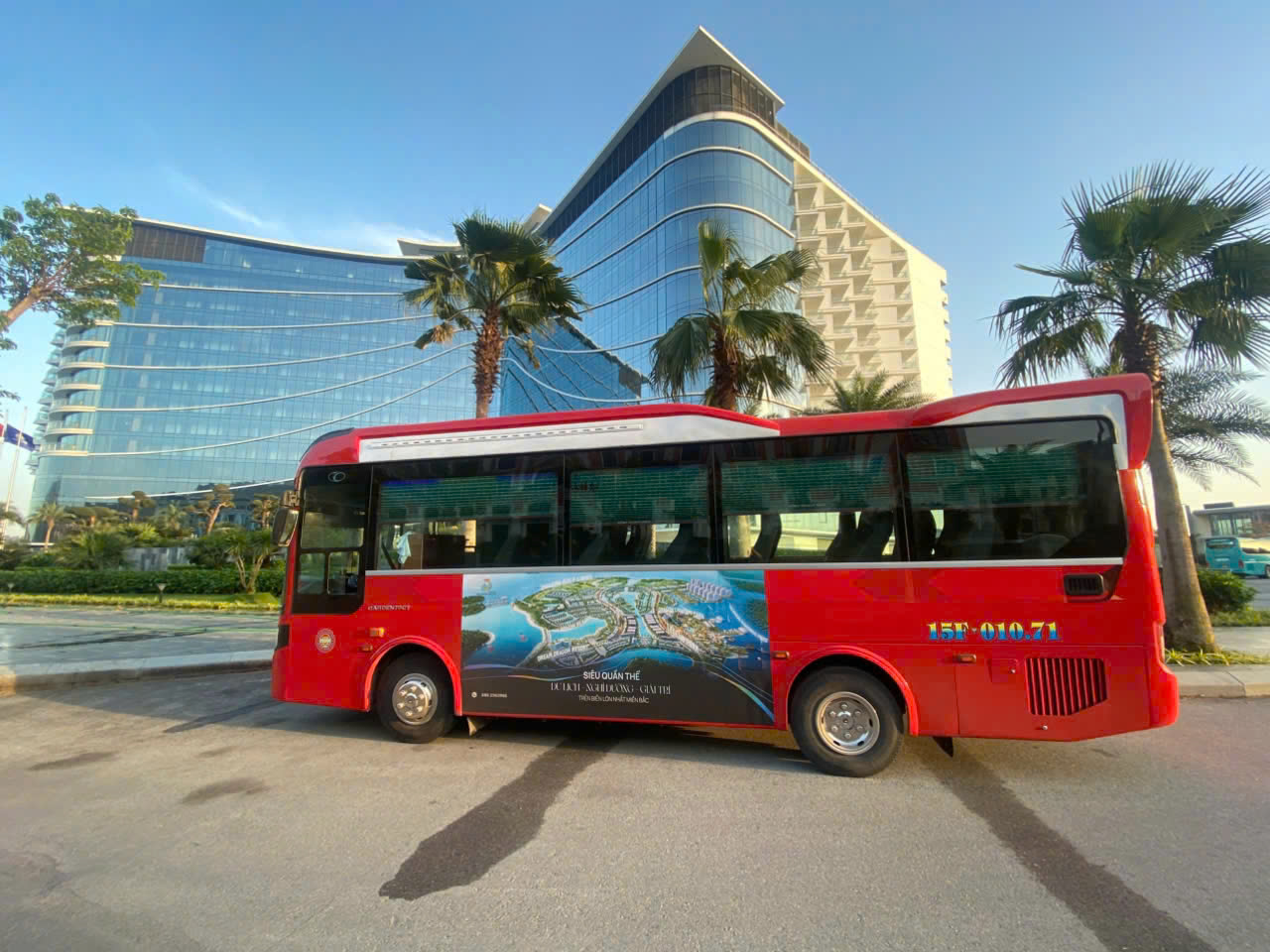 LEXICO Car Rental with Professional Drivers