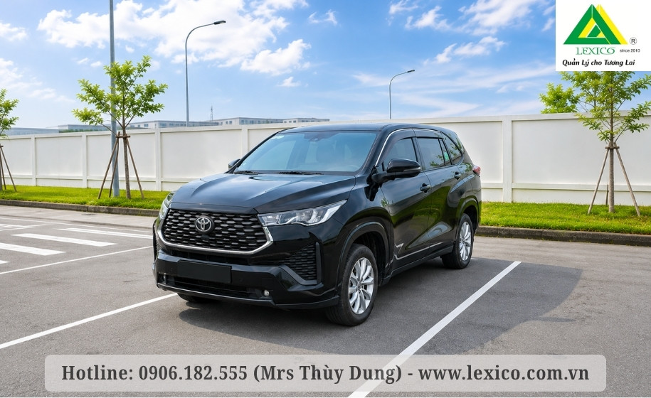 7-Seater Car Rental – Toyota Innova Cross