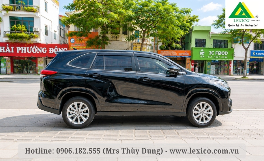 7-Seater Car Rental – Toyota Innova Cross