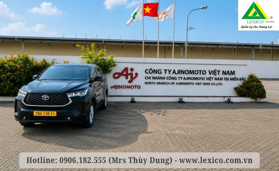 7-Seater Car Rental – Toyota Innova Cross