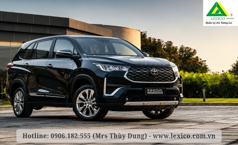 7-Seater Car Rental – Toyota Innova Cross