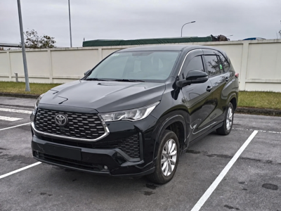 7座汽车出租 – Toyota Innova Cross